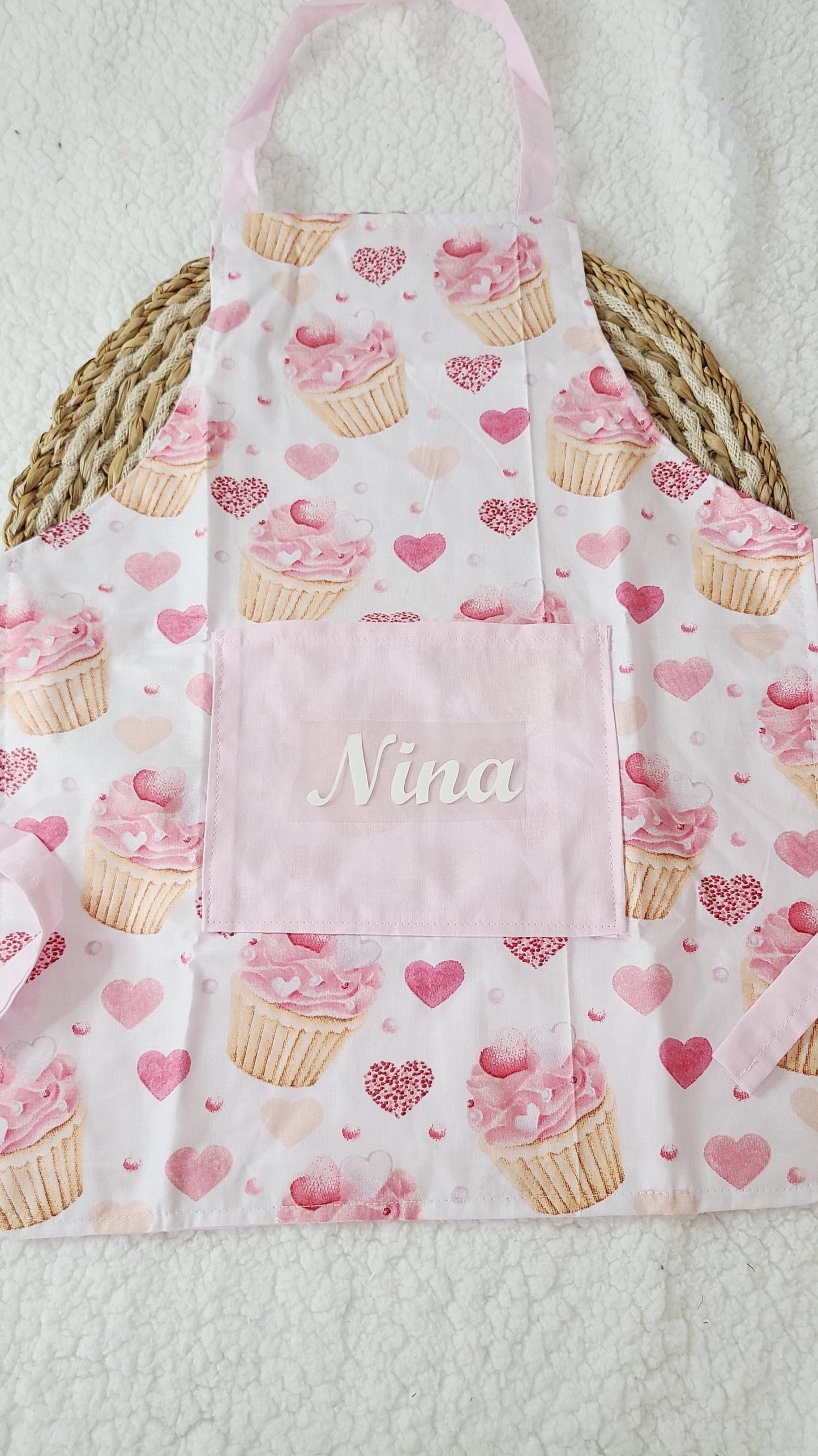 Tablier pour enfant personnalisable motif cupcake