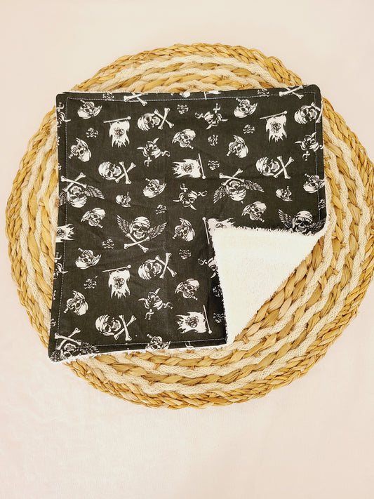 Serviette de table motif tête de mort