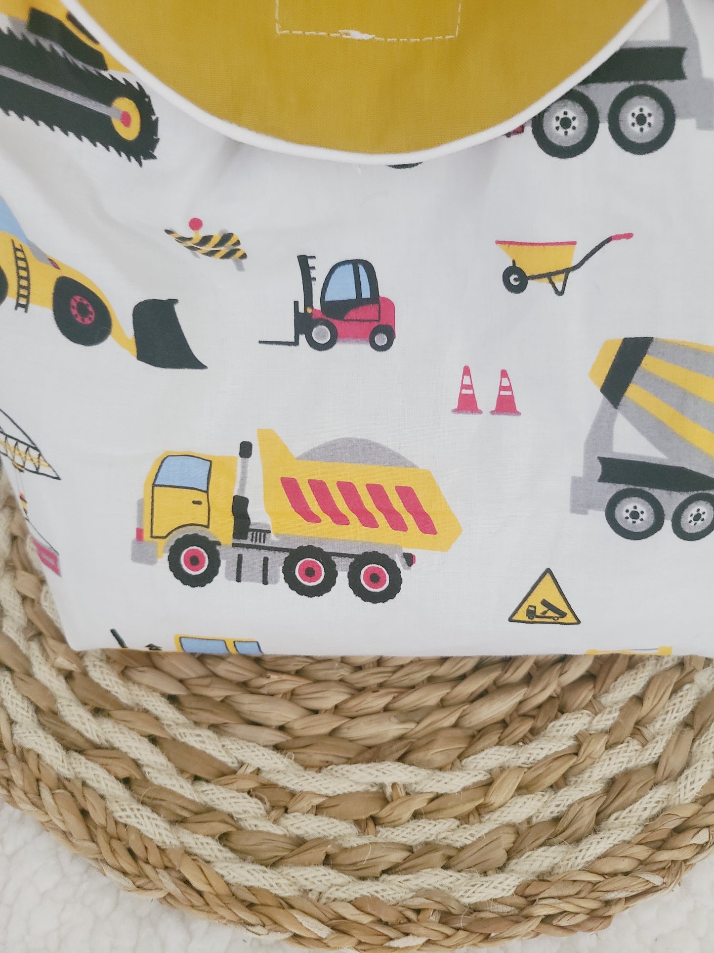 Sac à dos enfant personnalisé ,sac maternelle motif engin de construction