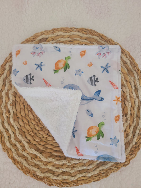 Serviette de table motif baleine