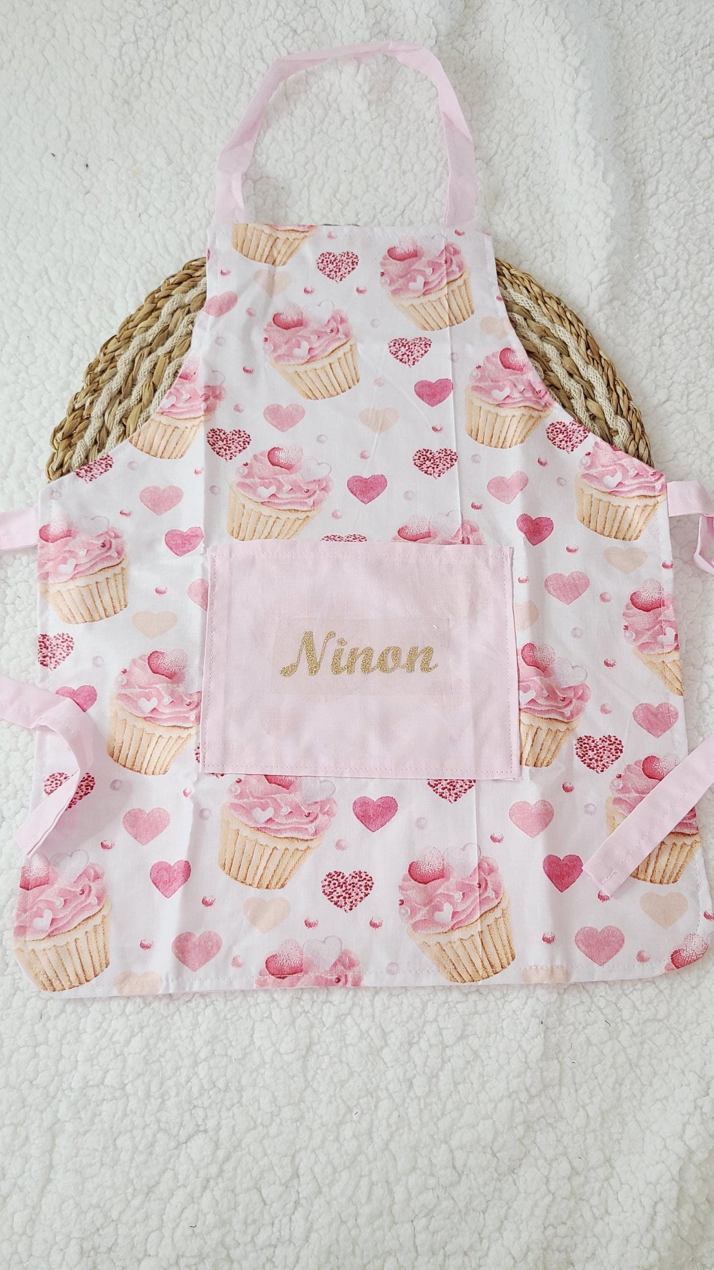 Tablier pour enfant personnalisable motif cupcake