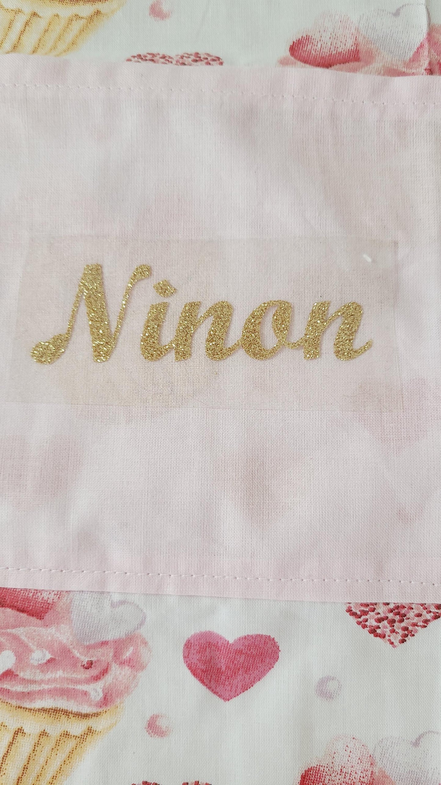 Tablier pour enfant personnalisable motif cupcake