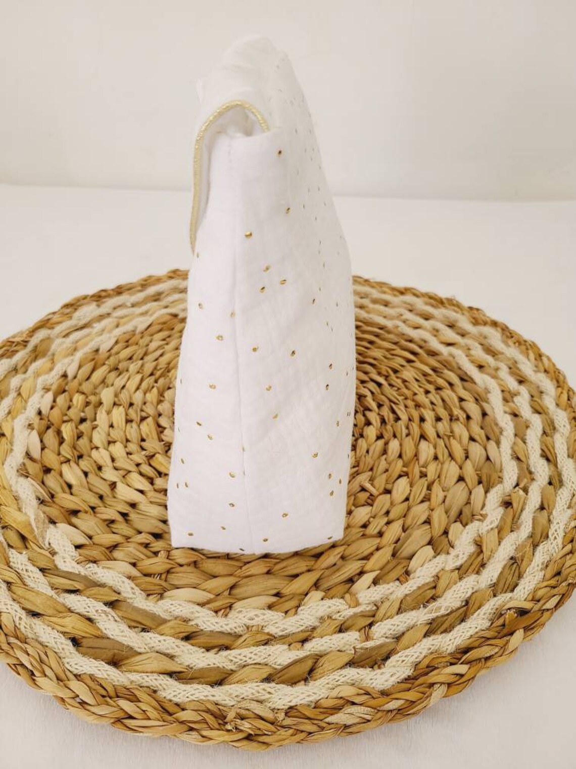 Trousse de toilette personnalisable en double gaze blanche à pois dorés