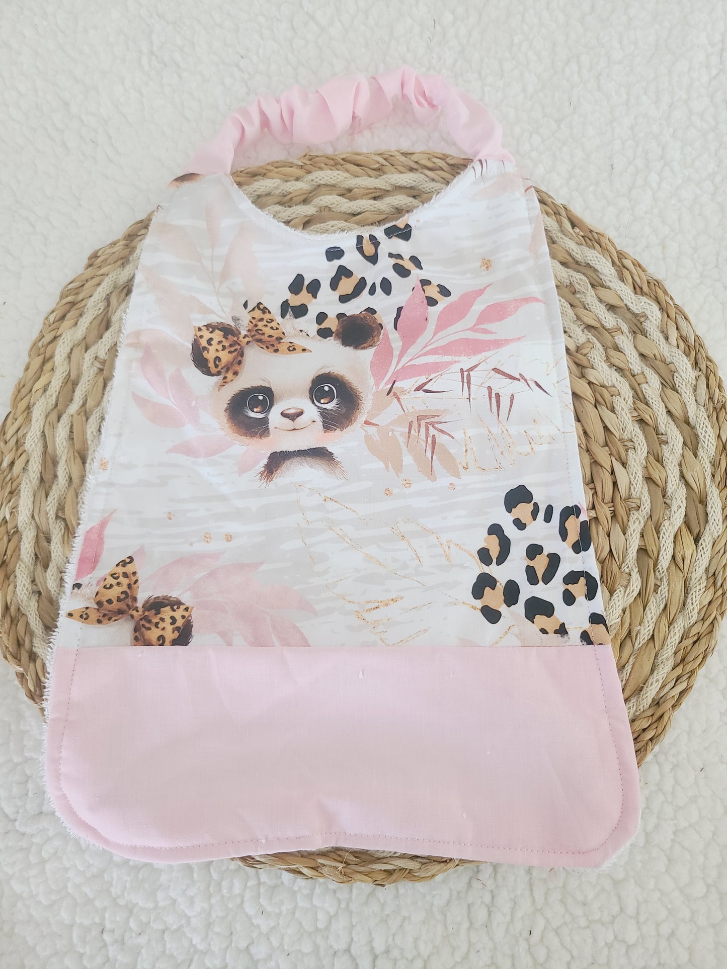 Serviette cantine maternelle personnalisée ou bavoir de cantine élastiquée motif au choix