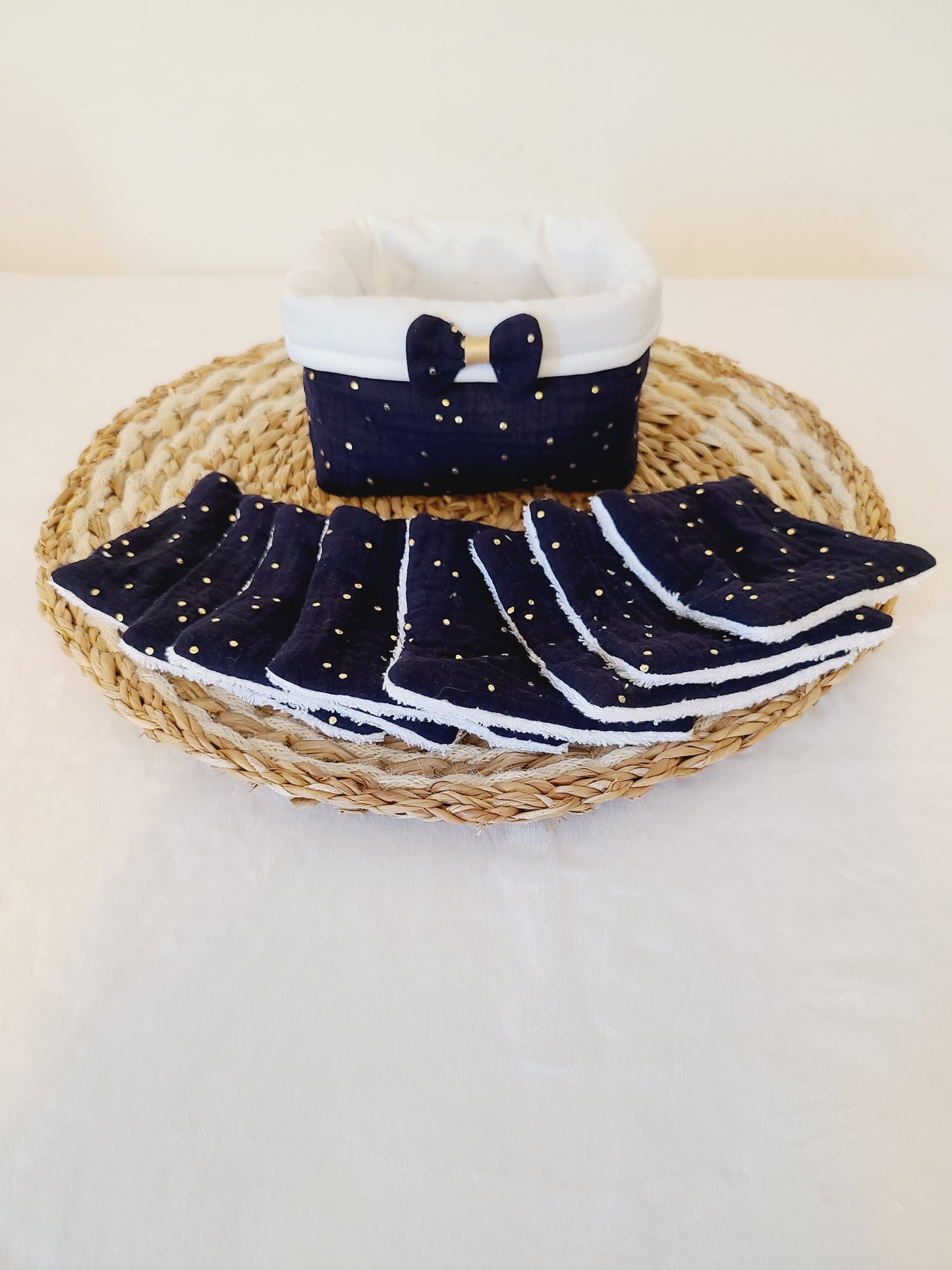 Lot de 8 lingettes lavables et sa panière en double gaze bleu marine à pois dorés