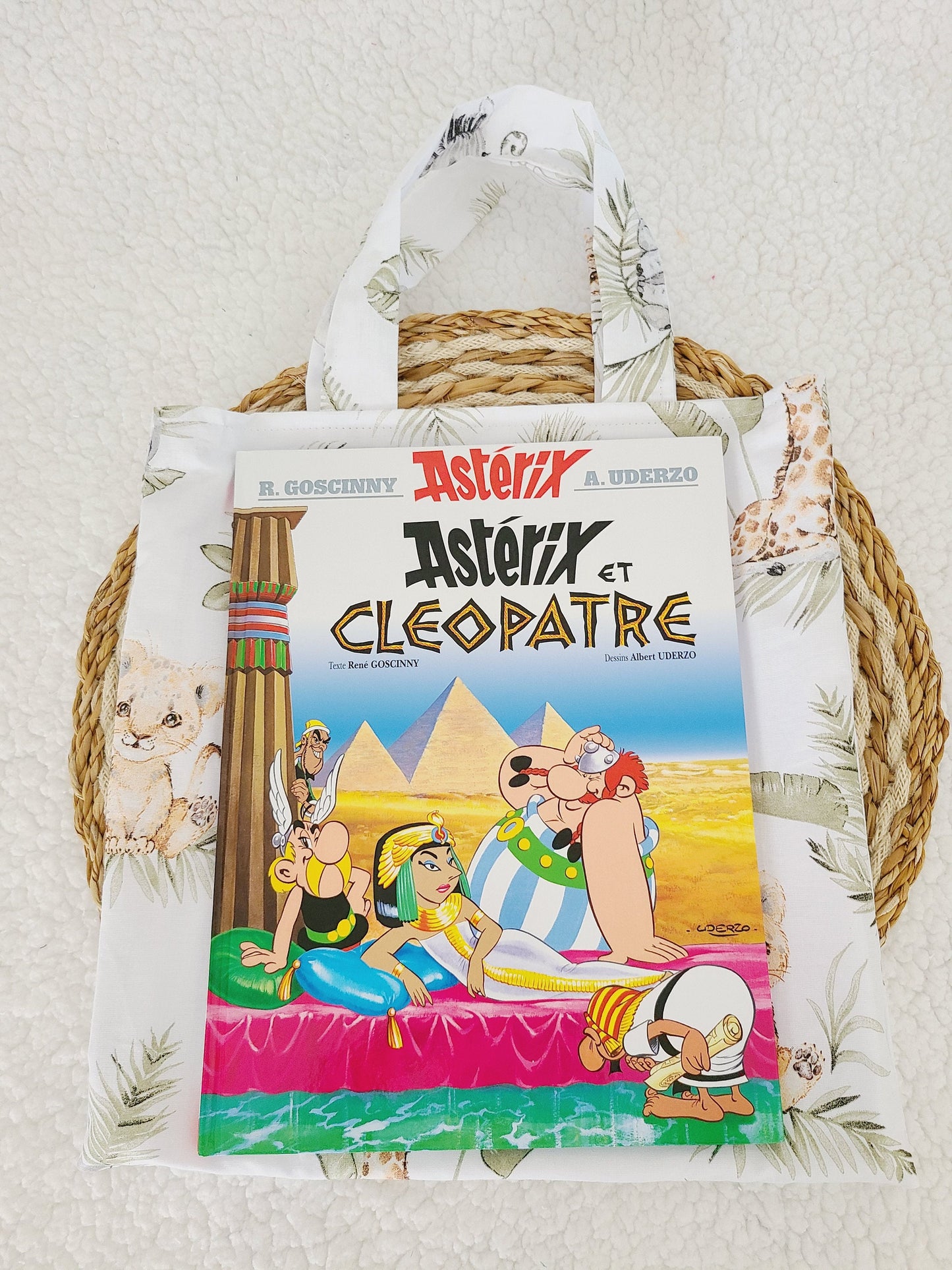 Sac de bibliothèque, tote bag motifs animaux de la savane