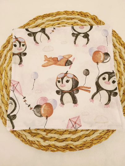 Serviette de table motif pingouin